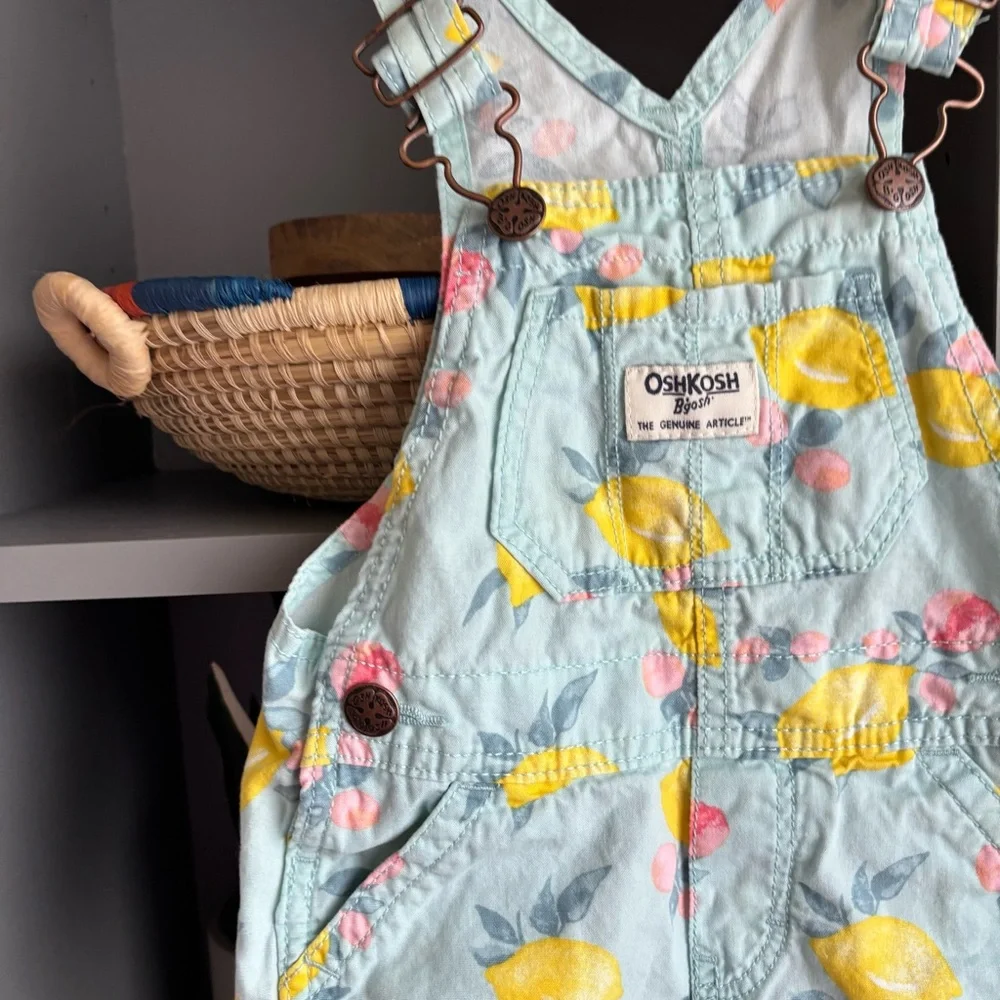 Oshkosh lemon print shortalls - 2T